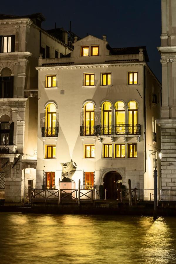 Palazzina Grassi Hotel Venice Exterior photo