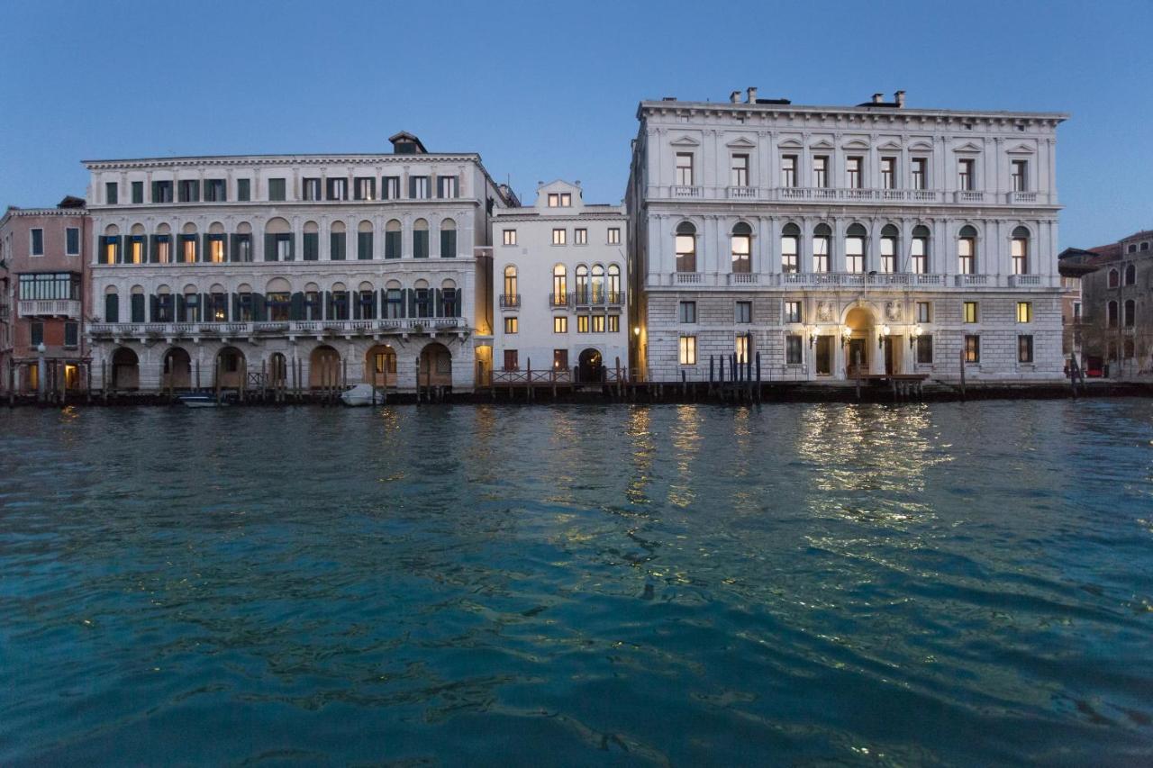 Palazzina Grassi Hotel Venice Exterior photo